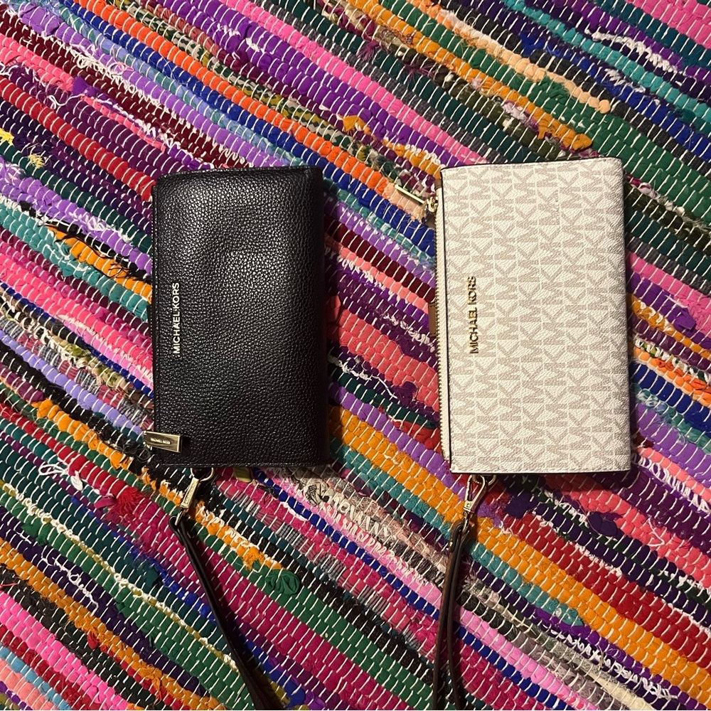 Michael Kors Double Zip Phone Wallets
